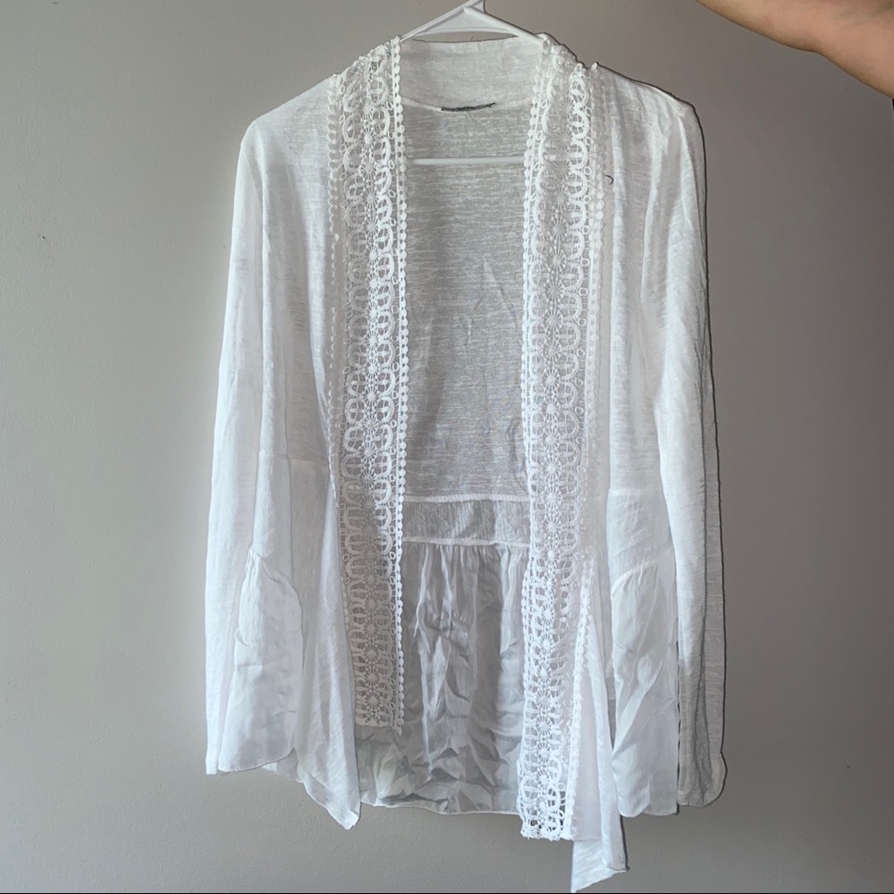 women's white thin cardigan with lace.